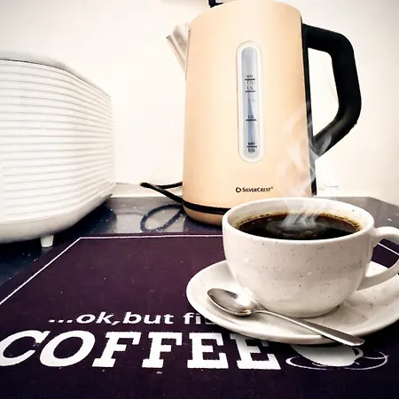 アパート Ibiscus Pool & Garden Walk To Beach, Harbour & Castle, Kato